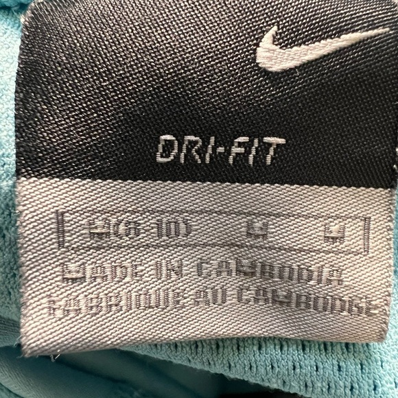 Nike Women's Shorts - Sz Medium |Light Blue | Dri-FIT Gym Athletic Workout Pants - Picture 10 of 10